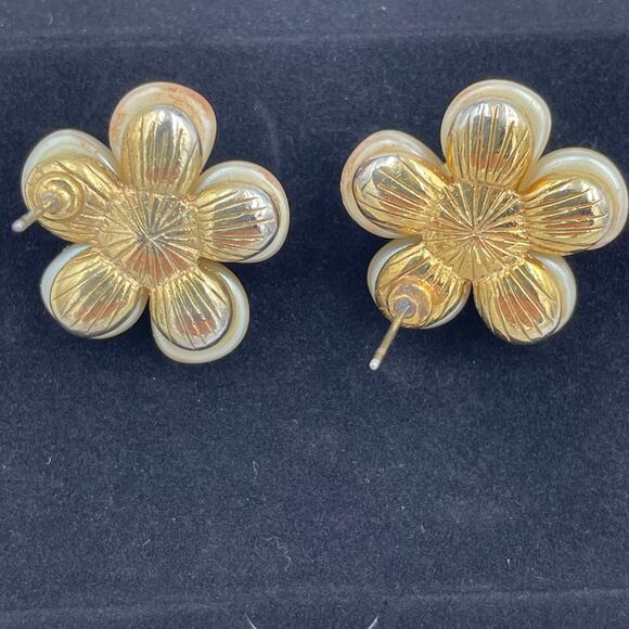 Vintage Avon Faux Pearl W/ Clear Rhinestones Daisy Stud Earrings Retro 80's Glam - Picture 3 of 8